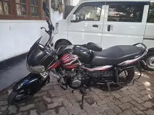 Bajaj Discover 2014