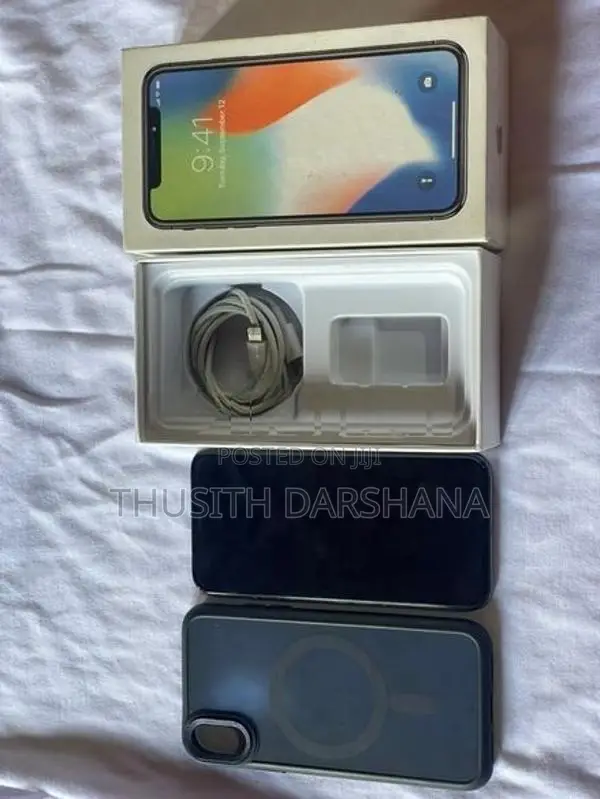 Apple iPhone X 256GB (Used)