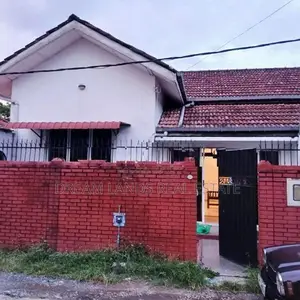 Singal story stand a lone house for rent Borella