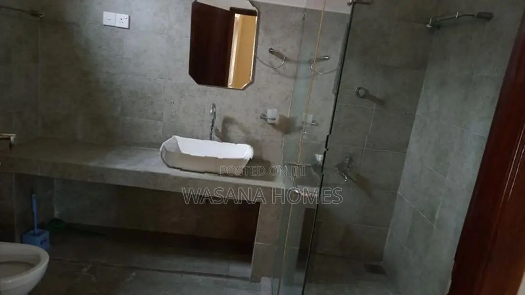 Valuable House for Sale Boralesgamuwa Town