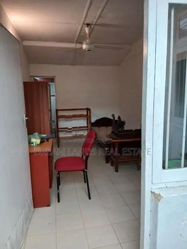 Annex for rent Borella