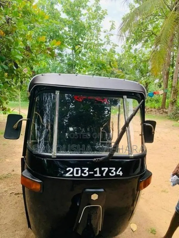 Bajaj RE 1995