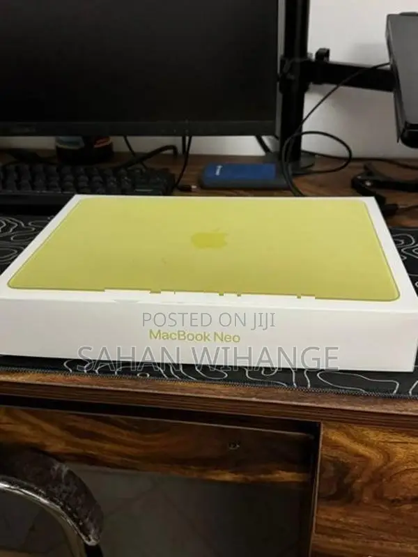 Apple MacBook Neo Citrus