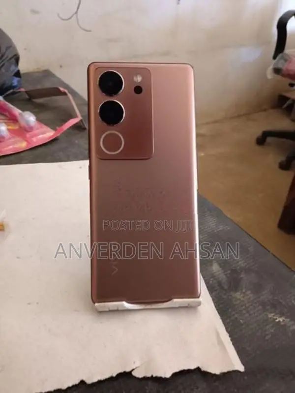 Vivo V29E 5G (Used)