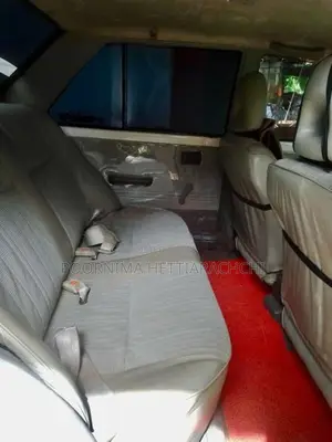 Nissan Sunny 1985