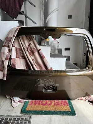 Suzuki Wagon R Stingray Dicky Door