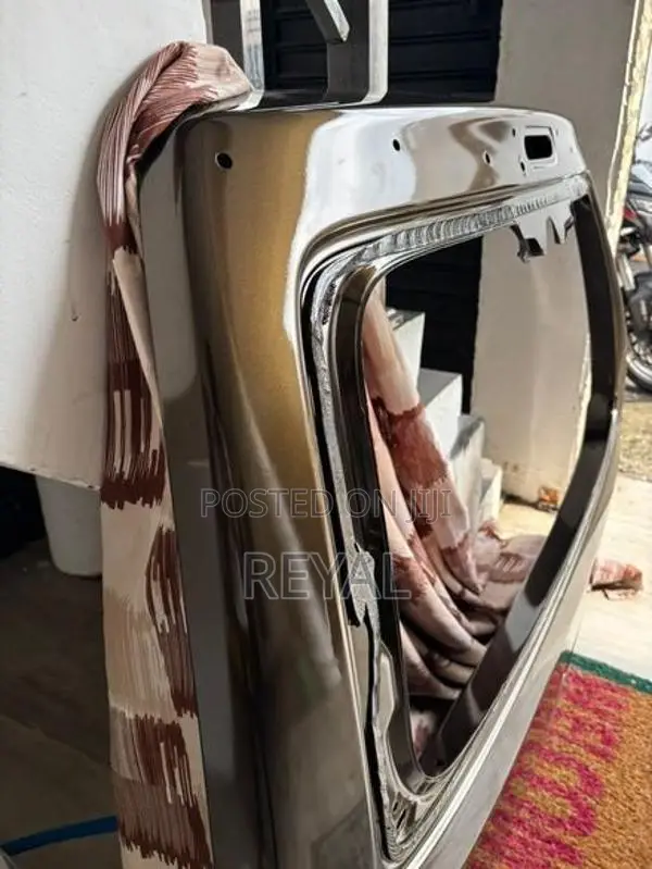 Suzuki Wagon R Stingray Dicky Door