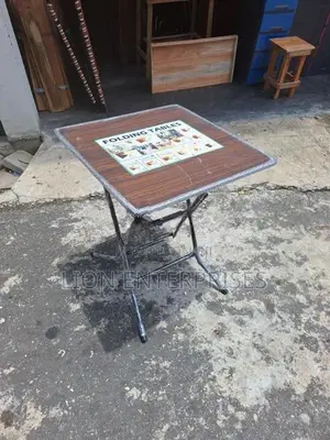 Folding Tables 2×2