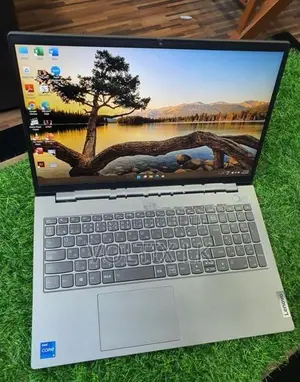 Lenovo i5 11th Gen 2.40GHZ 8GB RAM 256GB NVME Fingerprint Keyboard