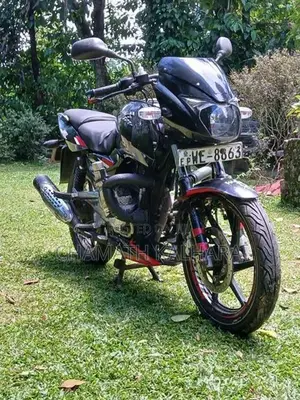 Bajaj Pulsar 180 2011