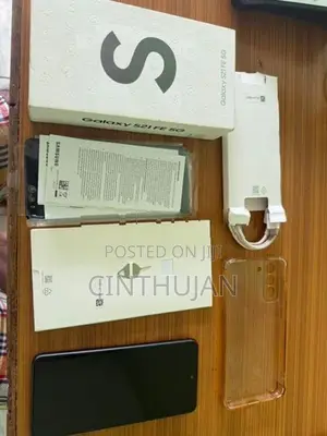 Samsung Galaxy S21 FE (Used)