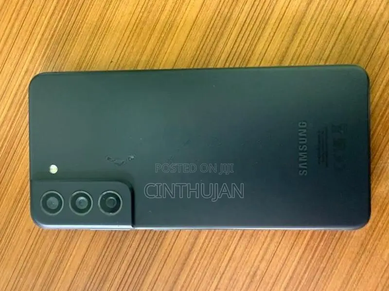 Samsung Galaxy S21 FE (Used)