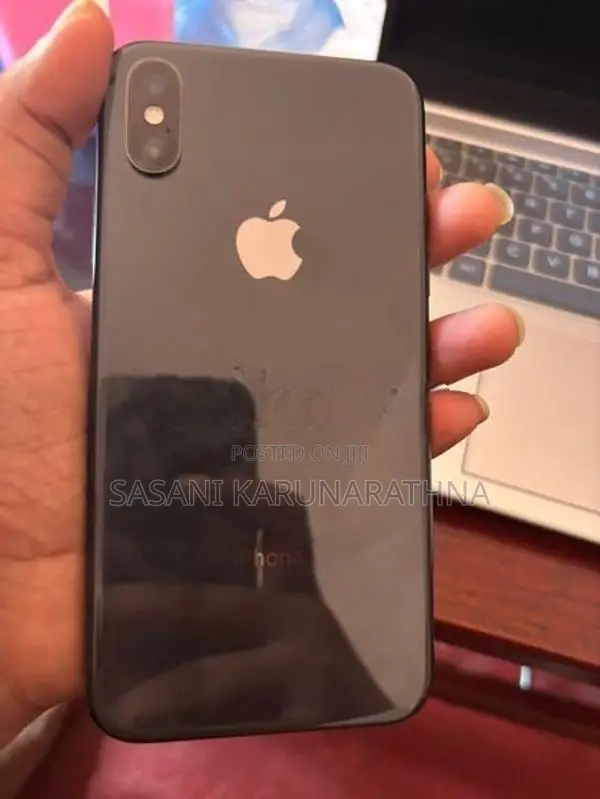 Apple iPhone XS 256GB (Used)