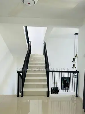 Modern Home in Gated Community – Lake Breeze, Dampe (Piliyandala)