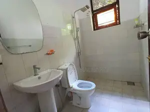 Two Storey House for Rent Near Jayewardenepura Hospital