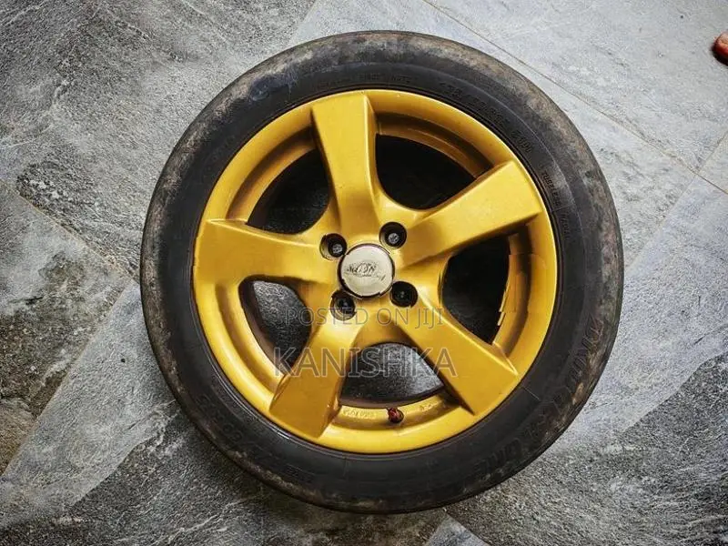 Alloywheels With Tyres 175/60 R15 (JPN)