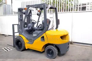 Komatsu 3 Ton Forklift 2011