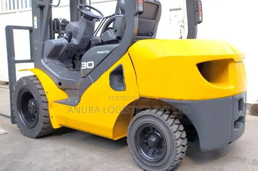 Komatsu 3 Ton Forklift 2011