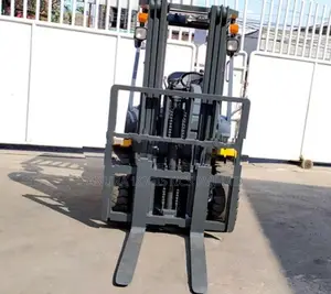 Komatsu 3 Ton Forklift 2011