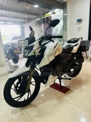 TVS Apache RTR 200 2017