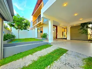 Uncommon Super Quality Mordern House - Piliyandala