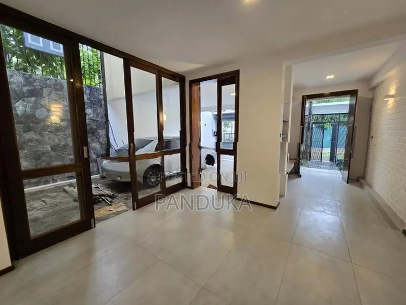 New Modern House for sale in Kadawatha