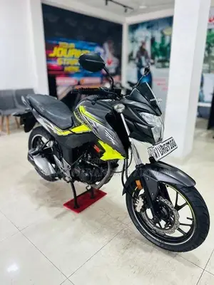 Honda Hornet 2018