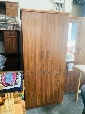 6×2.5 Ft Melamine Cupboards