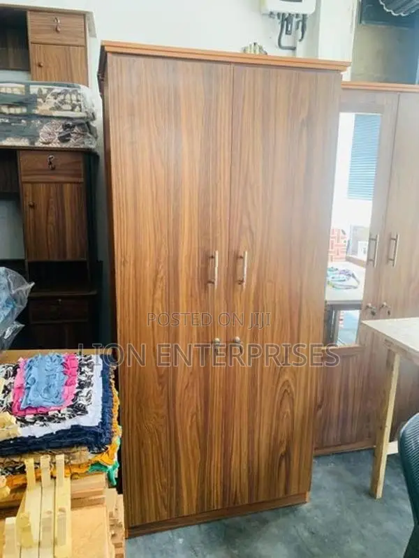 6×2.5 Ft Melamine Cupboards