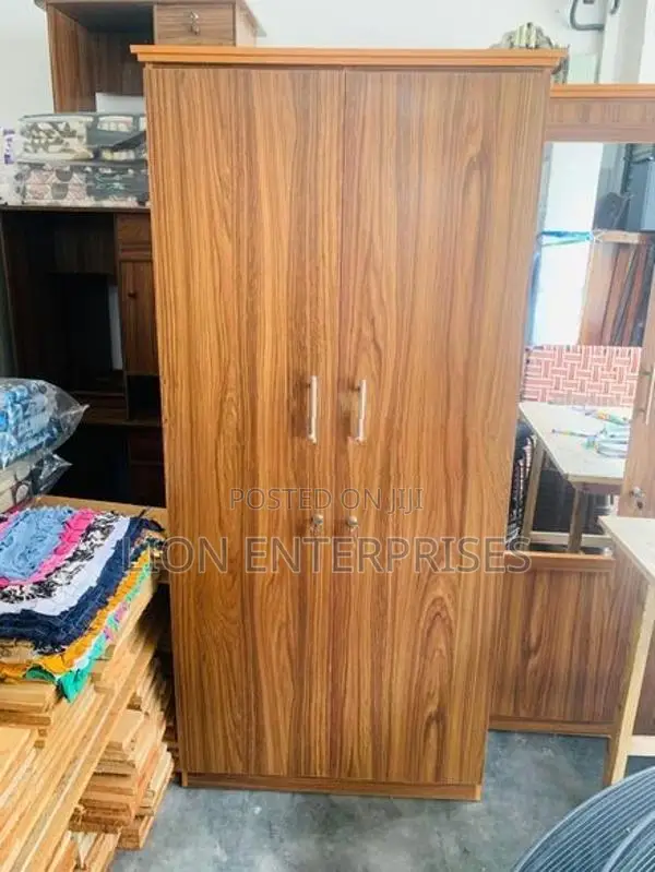 6×2.5 Ft Melamine Cupboards