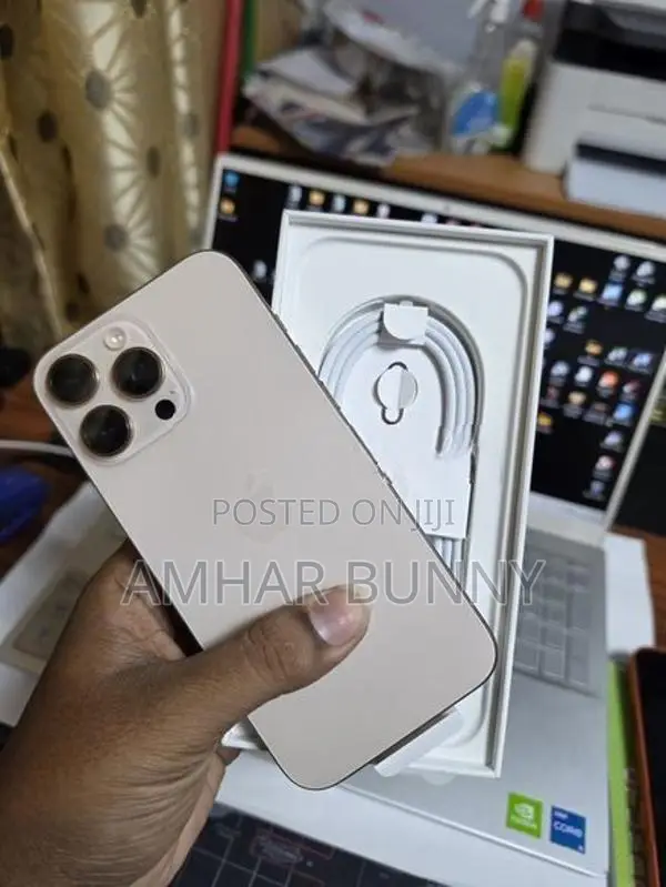 Apple iPhone 16 Pro Max (Used)