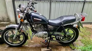 Suzuki GN 125 Japan 1999