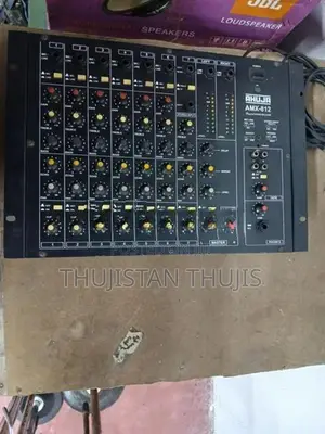 Ahuja Mixer with Amp