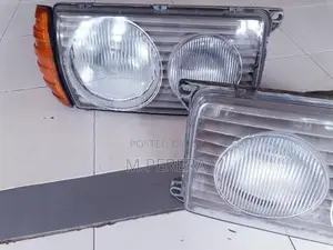 Mercedes Benz W123 Head Light