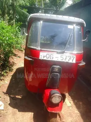 Bajaj RE Three Wheeler 2011