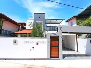 Modern Luxury Home in Piliyandala Area for Sale