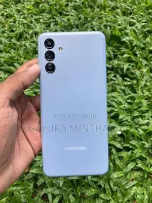 Samsung Wide 6 5G (Used)