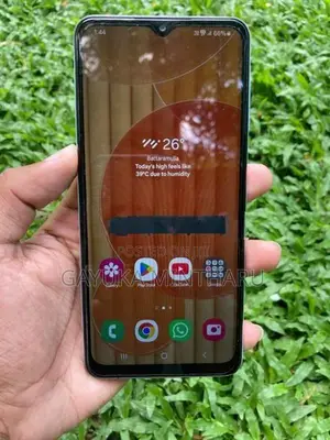 Samsung Wide 6 5G (Used)