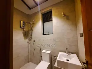 Luxury Studio Room for Rent – Battaramulla
