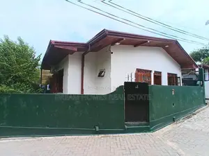 Modern Family House for Sale in Piliyandala – Honnanthara