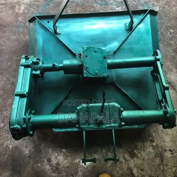 Universal Agriculture Tractor Grass Cutter Slasher
