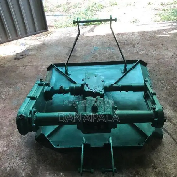 Universal Agriculture Tractor Grass Cutter Slasher