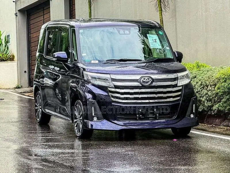 Toyota Roomy Custom G Turbo 2023