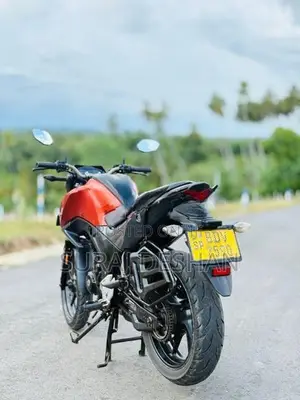 Honda CB Hornet 160R 2016
