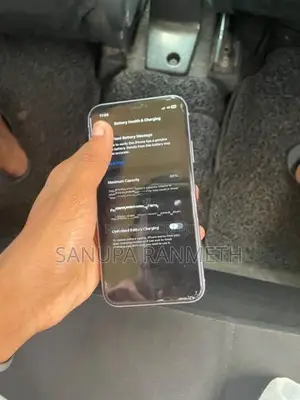 Apple iPhone 11 (Used)