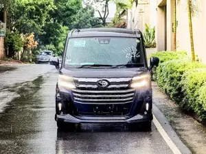 Toyota Roomy Custom G 2025