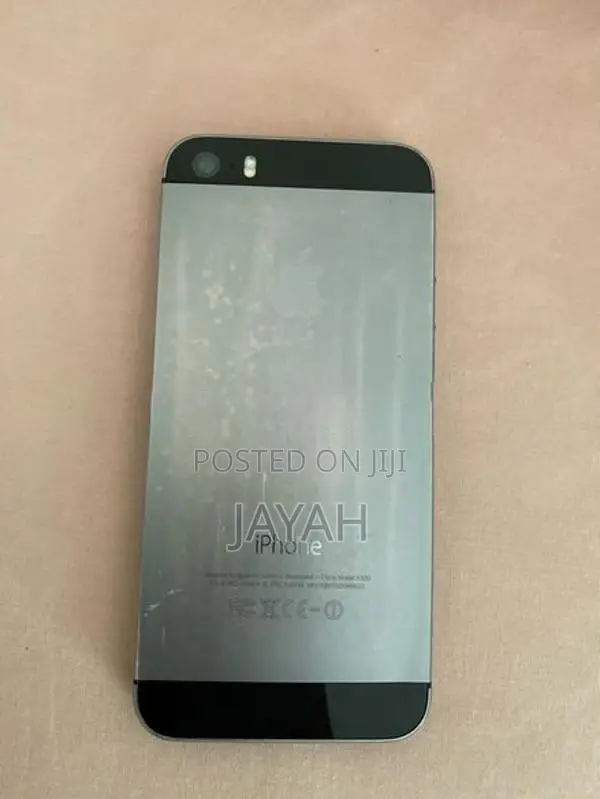 Apple iPhone 5S (Used)