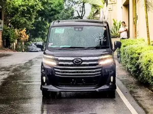 Toyota Roomy Custom G 2025