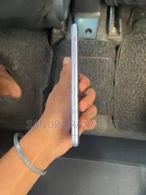 Apple iPhone 11 (Used)