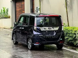 Toyota Roomy Custom G Turbo 2023